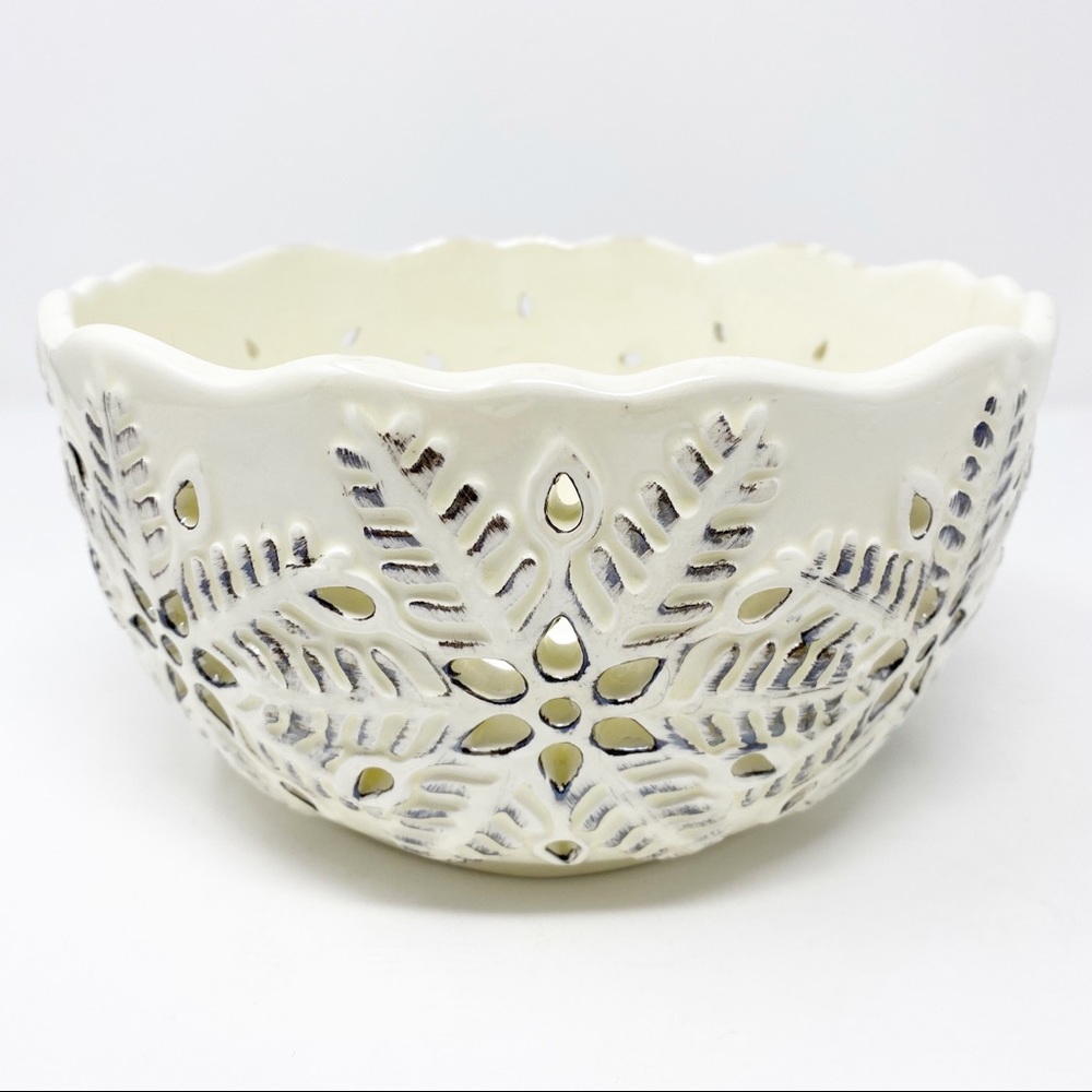 BATH & BODY WORKS Christmas Snowflake Bowl Cream